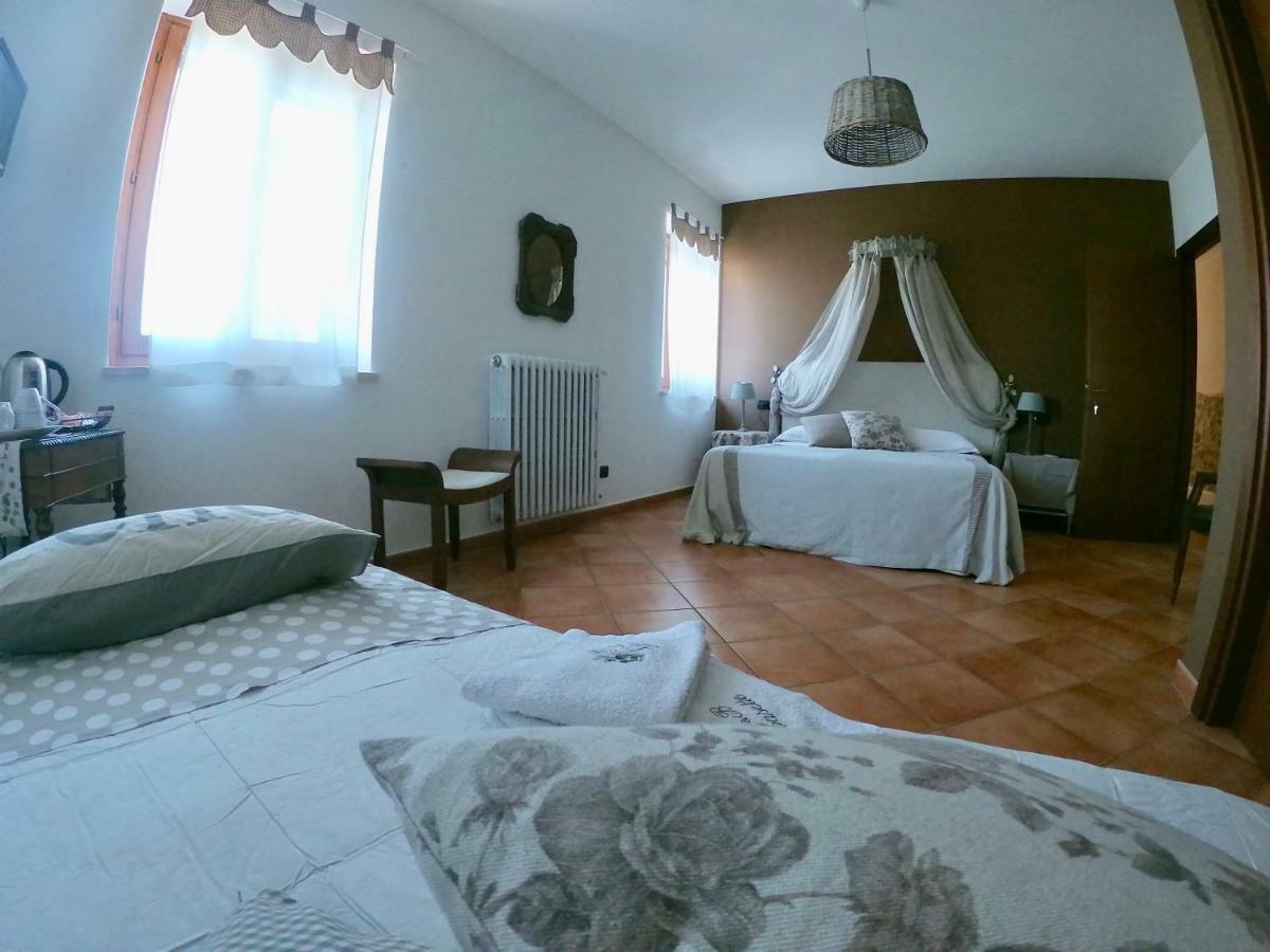 Agriturismo B&B Le Casette Sul Garda Cavaion Veronese Exterior photo